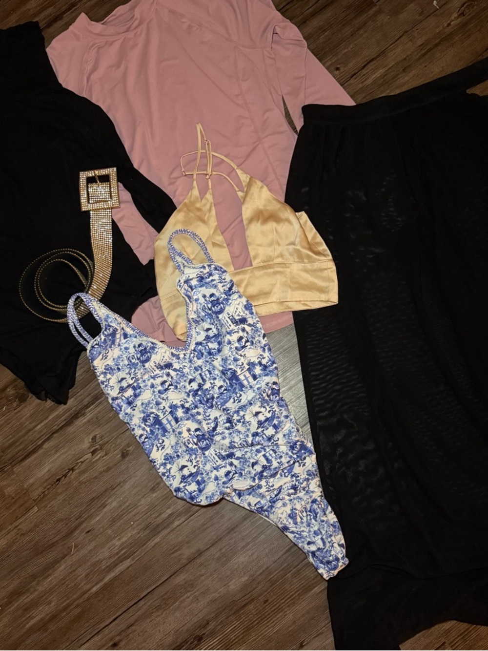 Women’s size small bundle